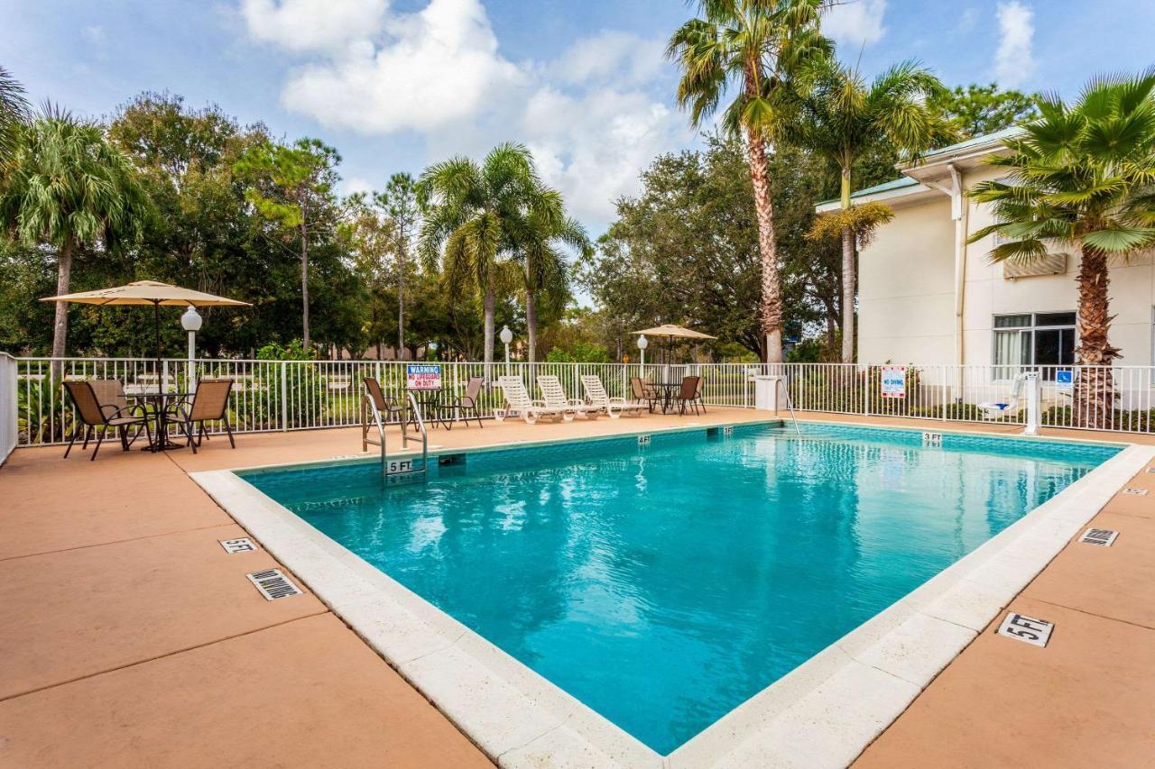 Mainstay Suites At Pga Village Port St. Lucie Exterior photo