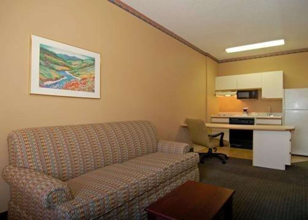 Mainstay Suites At Pga Village Port St. Lucie Room photo